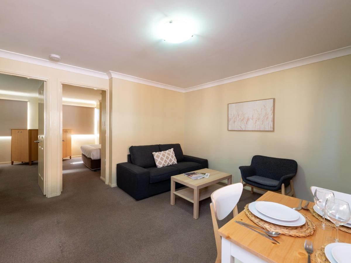 Two-Bedroom Apartment Two Queen Beds,1254494452:JPEG